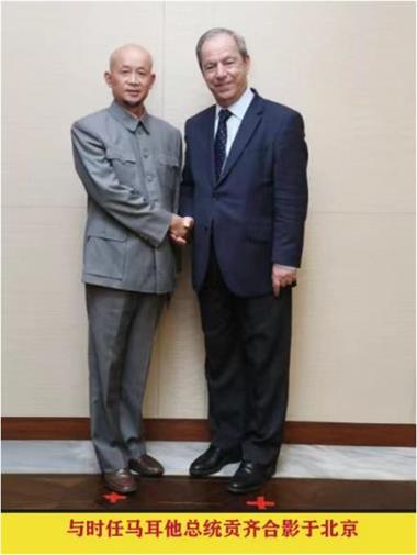 国医百科官网特别报道 党旗下的国医名师——曹誉百