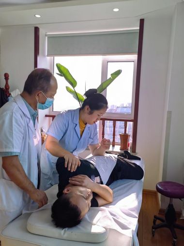 国医百科官网特别报道 中医象古测推技术优秀传承人——李炳武