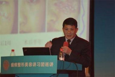 中国著名整形美容专家——蔡景龙